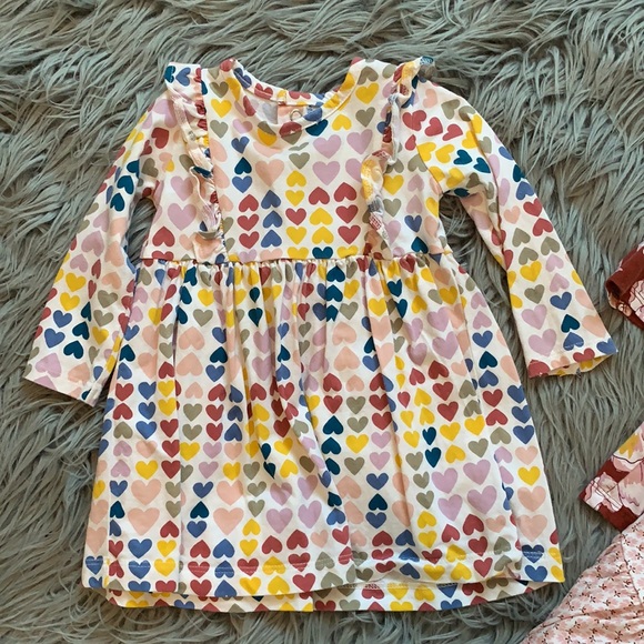 Carters Bundle - Picture 2 of 4